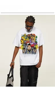 T-shirt in cotone pesante con stampa fumetto hip-hop americano e testo Marcielago.