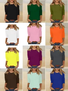 Collage de t-shirts pour femmes à col rond et manches 3/4 en douze couleurs unies