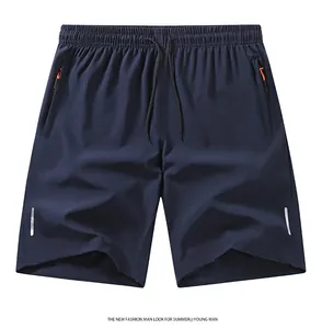 Pantaloncini sportivi da uomo in seta ghiaccio blu navy con strisce riflettenti e tasche