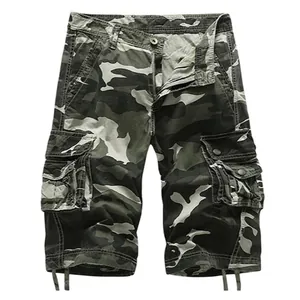 Men's loose camouflage cargo shorts with multi-pocket design for summer outdoor casual wear