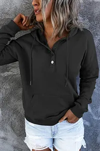Lässiger schwarzer Damen Kapuzenpullover mit Knopfleiste und Kängurutasche vorne