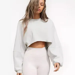 Women's stylish cropped round neck sweatshirt with long sleeves for sports and casual wear