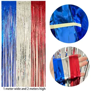 Dettaglio della tenda a frange rossa bianca e blu per l'Indipendenza in 1x2m