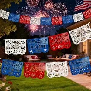 Rot-weiß-blaue mexikanische Papel Picado Banner für die 4. Juli Unabhängigkeitstag Party