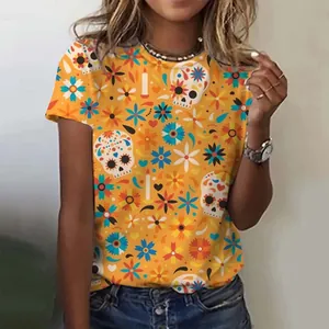 Lebhaftes gelbes T-Shirt mit mexikanischem Zuckerschädel-Muster für das Tag der Toten Fest