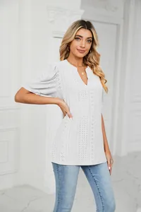 Elegant white V-neck summer T-shirt for women with hollow-out lace and puff sleeves