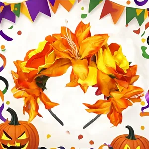 Dettaglio ravvicinato di cerchietto con fiori in tessuto arancio per Halloween