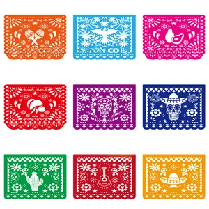 Banderines de Papel Picado mexicano colorido con temas del Día de los Muertos