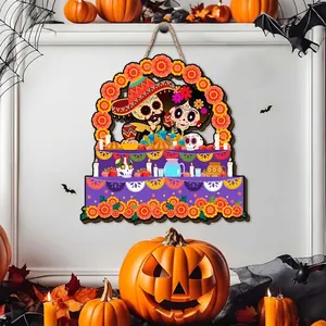 Plaque de porte en bois avec motif d'autel mexicain coloré pour le Jour des Morts.
