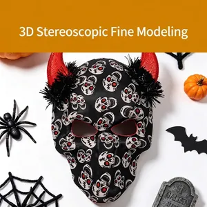 Masque de crâne d'Halloween avec cornes de diable rouges et impression numérique