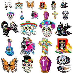Lot de décorations 2D Jour des Morts en bois avec motifs de crânes et souci.