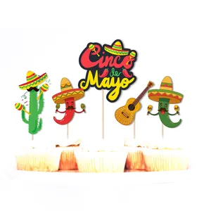 Decorazioni per cupcake Cinco de Mayo con disegni di cactus e peperoncini messicani