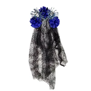 Serre-tête Halloween crâne avec fleurs bleues et voile en dentelle noire motif araignée