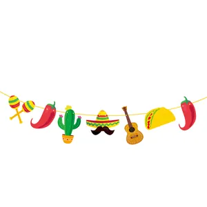 Vivace ghirlanda per festa messicana con sombrero, peperoncino, cactus e vari taco