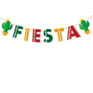 Vivace striscione per festa messicana con lettere colorate e decorazioni a cactus