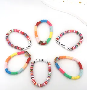 Set di 6 braccialetti di perline colorate Cinco de Mayo con ciondoli Fiesta e lettere.