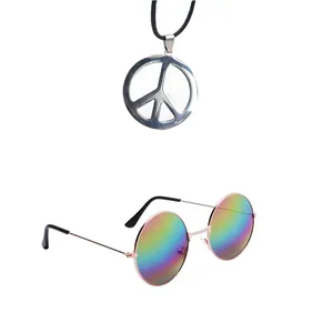 Set costume hippie con occhiali arcobaleno e collana con ciondolo simbolo della pace