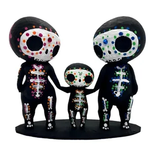 Skelett-Familienfiguren aus Harz im Tag der Toten Zuckerschädel-Design für die Dekoration