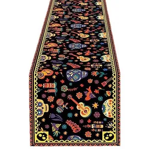Chemin de table coloré Jour des Morts mexicain avec crânes en sucre pour décoration fête
