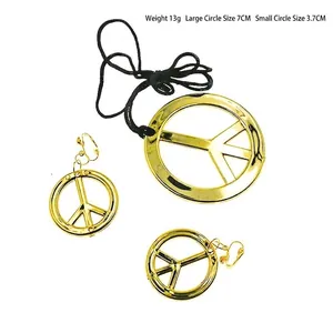 Set collana e orecchini con segno della pace hippie dorato per feste di carnevale