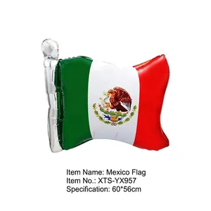 Detailed close-up of the Mexican flag foil balloon with dimensions 60x56cm and vivid colors