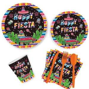 Juego de artículos para fiesta mexicana con platos, vasos, servilletas y cubiertos naranjas