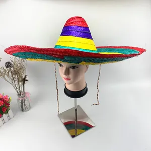 Sombrero messicano variopinto in paglia su supporto ideale per feste e spettacoli