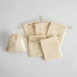 Kleine cremefarbene Baumwoll-Schmuckbeutel mit Kordelzug für Geschenkverpackungen