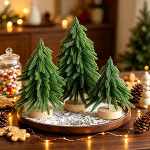 Set di 3 mini alberi di Natale artificiali con base in legno per decoro della tavola