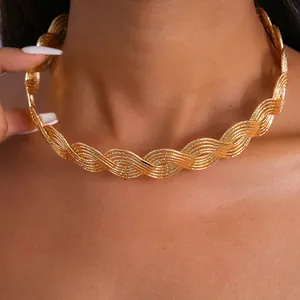 Vintage Metal Wave Cross Geometric Collar Necklace For Women Minimalist Iron Electroplated Choker Clavicle Chain Jewelry