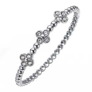 Bracciale a sfere in acciaio inox argento con charm a quadrifoglio scintillanti