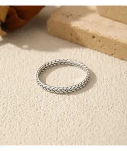 Detail of S925 sterling silver vintage wheat ear pattern ring with oxidized finish