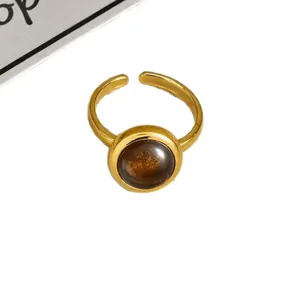 Elegante anello aperto per dita dei piedi in oro con pietra glitterata ambra