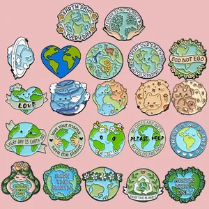 Alloy Enamel Earth Badge Brooch Eco Friendly Cartoon Heart Cat Shape Pin For Clothing Bag Backpack Accessory Decor