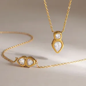 Collana con Pendente in Zirconia in Acciaio Inossidabile per Donna Lusso Minimalista Placcata Oro Catena Geometrica Gioielli