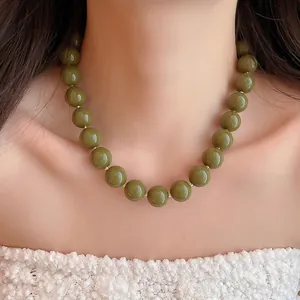 Collar de cuentas de acrílico verde oliva retro para mujer, elegante cadena étnica collar