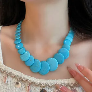 Collana girocollo con perline disco tondo blu turchese accessorio moda per donna