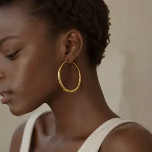 Pendientes de aro huecos bañados en oro de 18k para mujer, joyería de acero inoxidable