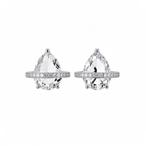 Élégantes boucles d'oreilles en zircone en forme de poire avec micro-pavé argent
