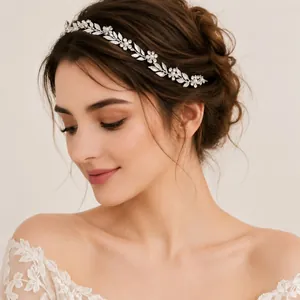 Elegante cerchietto da sposa con foglie in lega d'argento, perle e strass su sposa.