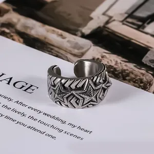 Vintage Punk Stainless Steel Five Pointed Star Ring For Men Women Retro Embossed Star Wide Band Rock Biker Fashion Jewelry