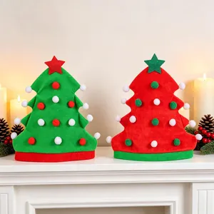Paire de chapeaux de Noël festifs en forme de sapin rouge et vert avec pompons et étoiles