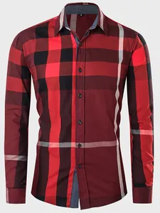 Chemise en coton à manches longues à carreaux rouges et noirs pour hommes avec boutons devant