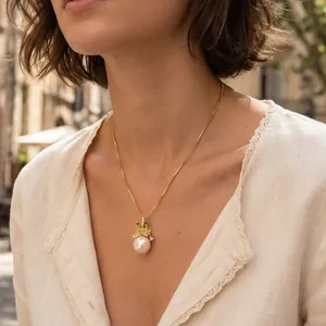 Fashion Crown Freshwater Pearl Pendant Necklace Copper 18K Gold Plated Colorful Zirconia Inlaid Box Chain Jewelry For Women