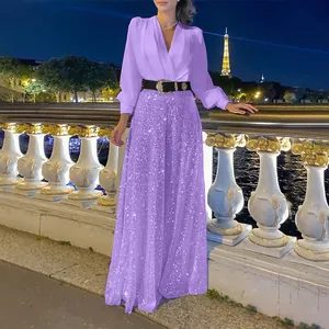 Ensemble élégant chemise violette à col en V et pantalon large à paillettes avec ceinture