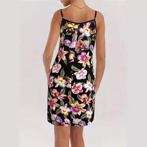 Sommerliches Mini-Blumenkleid mit Spaghettiträgern und lockerer Passform, Schwarz