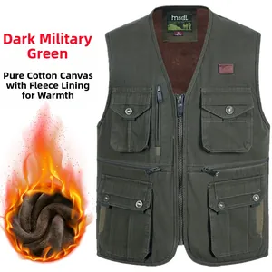 Détail du gilet en coton vert armée pour hommes avec doublure polaire