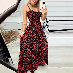 Sexy Maxikleid mit rotem Leopardenmuster für den Sommer mit Spaghettiträgern und hoher Taille