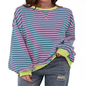 T-shirt casual da donna a maniche lunghe a righe con blocchi di colore rosa e verde