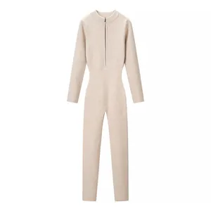 Tuta in maglia beige elegante con mezza cerniera e maniche lunghe vestibilità slim